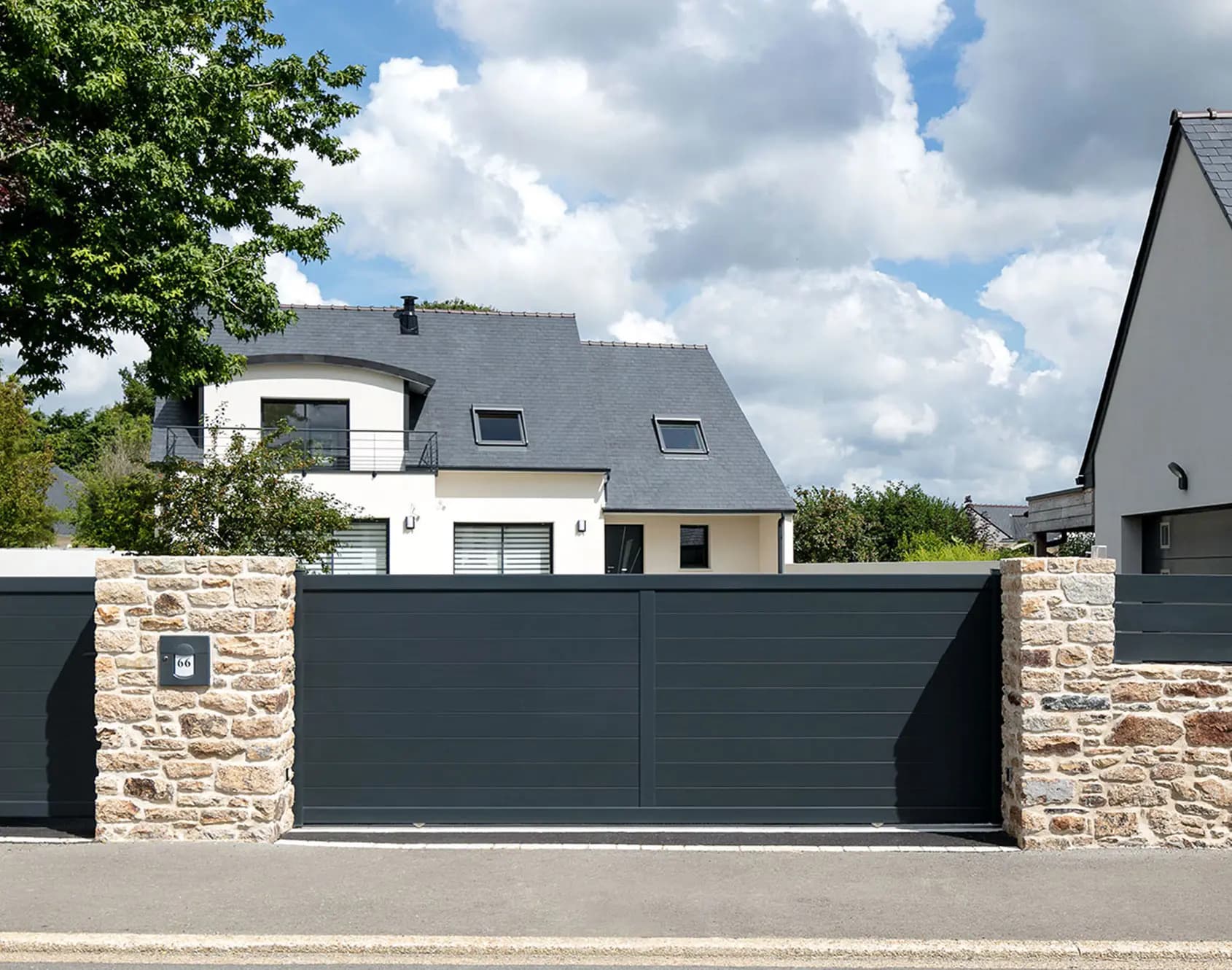 portails battants et coulissants