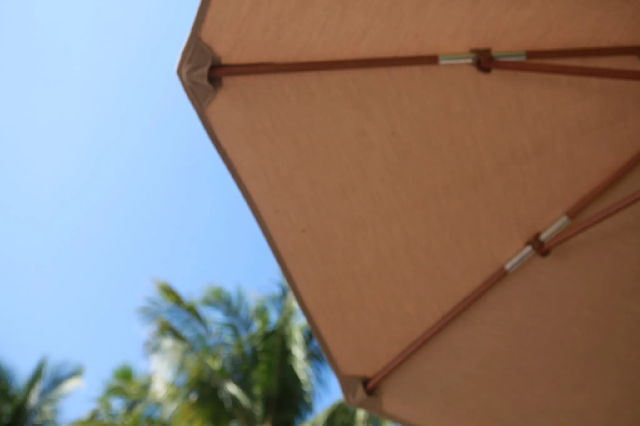 parasols sur mesure pour une protection solaire efficace et un design élégant